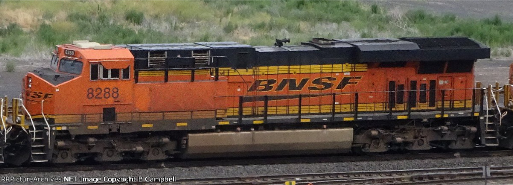 BNSF 8288